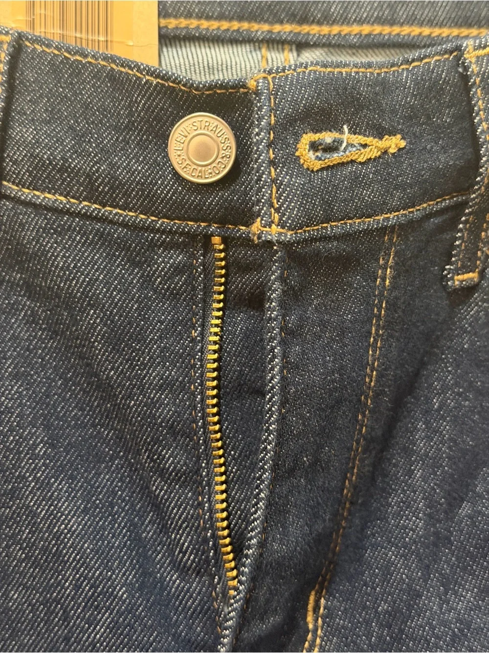 NWT Levi's Women's Slim Straight Jeans in Dark Indigo